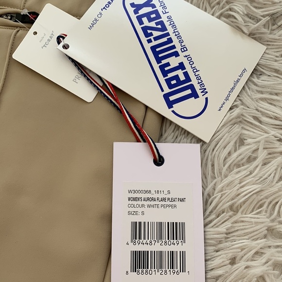 NWT Perfect moment Aurora flared ski pants in beige - Picture 6 of 16